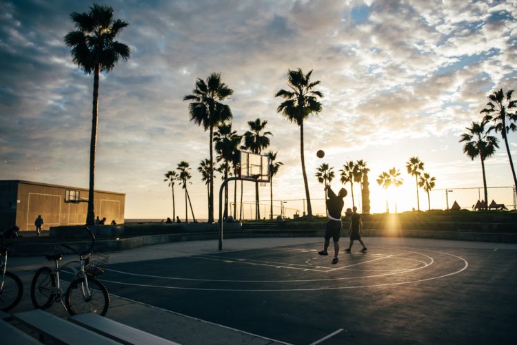 ストリートバスケとは ルールやドリブル技のやり方や練習法を紹介 スポズバ